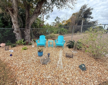 22497 Glen Avenue - Photo Thumbnail 28