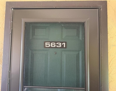 5631 Ashton Lake Drive - Photo Thumbnail 2