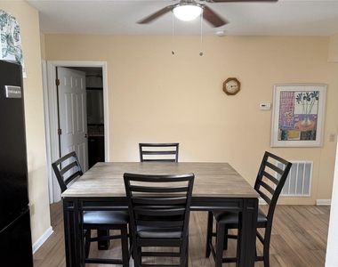5631 Ashton Lake Drive - Photo Thumbnail 8
