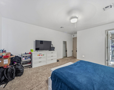 1181 Summer Rain Street - Photo Thumbnail 18