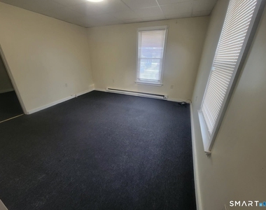 20 Lounsbury Avenue - Photo Thumbnail 1