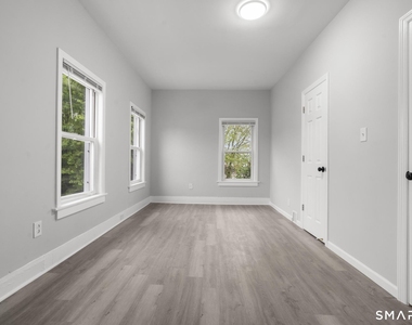 20 Waverly Street - Photo Thumbnail 2