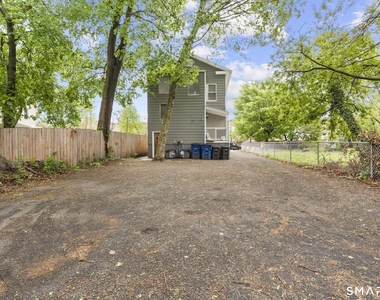 20 Waverly Street - Photo Thumbnail 15