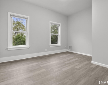 20 Waverly Street - Photo Thumbnail 4