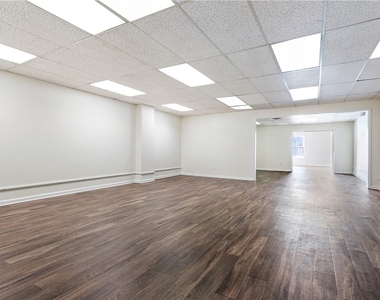 1045 N Canal St - Photo Thumbnail 7