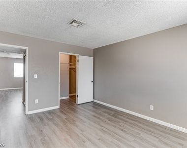 444 N 13th Street - Photo Thumbnail 13