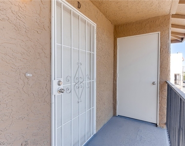 444 N 13th Street - Photo Thumbnail 8