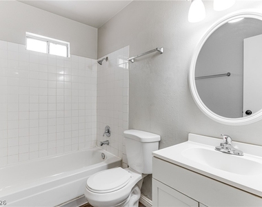 444 N 13th Street - Photo Thumbnail 2