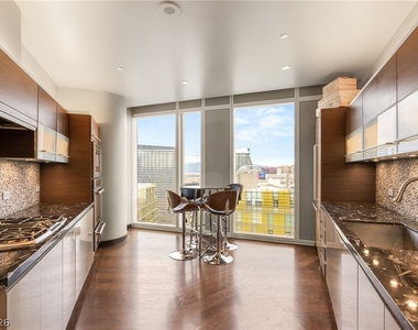 3750 Las Vegas Boulevard - Photo Thumbnail 13