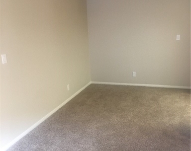 1455 E Katie Avenue - Photo Thumbnail 14
