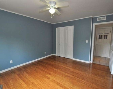 6851 Roswell Road - Photo Thumbnail 22
