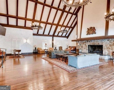6851 Roswell Road - Photo Thumbnail 27