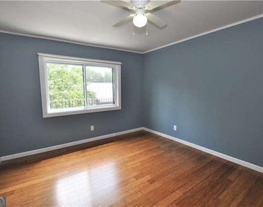 6851 Roswell Road - Photo Thumbnail 18