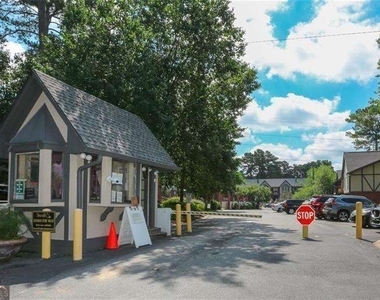 6851 Roswell Road - Photo Thumbnail 1
