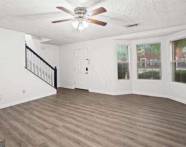 5812 Wind Gate Lane - Photo Thumbnail 3