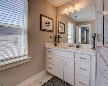 1840 Eastmore Avenue Sw - Photo Thumbnail 10