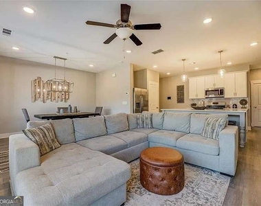 1840 Eastmore Avenue Sw - Photo Thumbnail 5