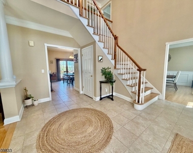 8 Overlook Rd - Photo Thumbnail 3