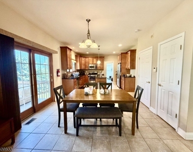 8 Overlook Rd - Photo Thumbnail 11