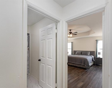 501 Field Street - Photo Thumbnail 13