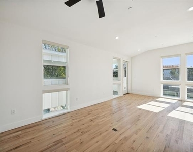 4907 Bryan Street - Photo Thumbnail 13