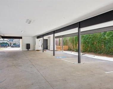 4907 Bryan Street - Photo Thumbnail 8