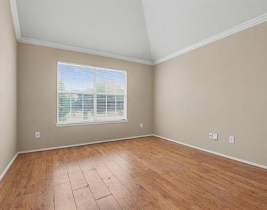 7108 Bryce Canyon Drive - Photo Thumbnail 16