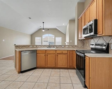 7108 Bryce Canyon Drive - Photo Thumbnail 8