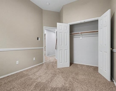 7108 Bryce Canyon Drive - Photo Thumbnail 22