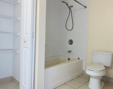 7950 N Nob Hill Road - Photo Thumbnail 12