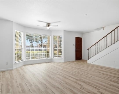 5810 Marina Drive - Photo Thumbnail 1