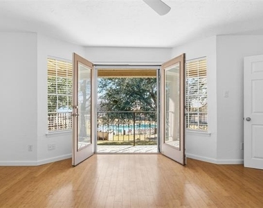 5810 Marina Drive - Photo Thumbnail 20