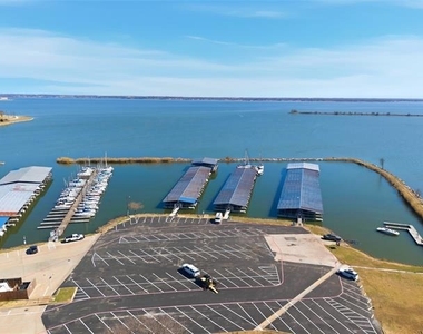 5810 Marina Drive - Photo Thumbnail 28