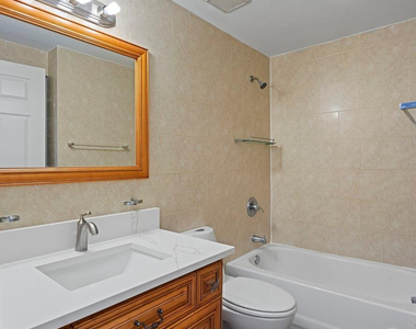 7110 Southgate Boulevard - Photo Thumbnail 15
