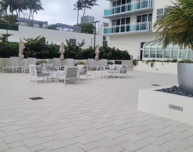 6917 Collins Avenue - Photo Thumbnail 13