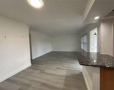651 Pine Drive - Photo Thumbnail 10