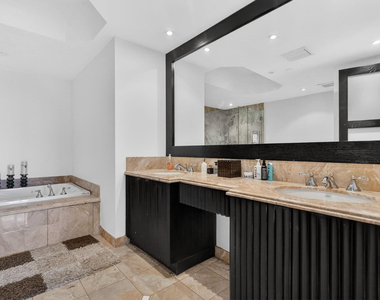 9595 Collins Avenue - Photo Thumbnail 27