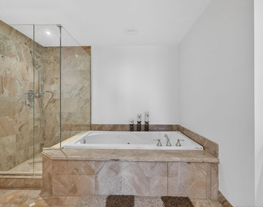 9595 Collins Avenue - Photo Thumbnail 28