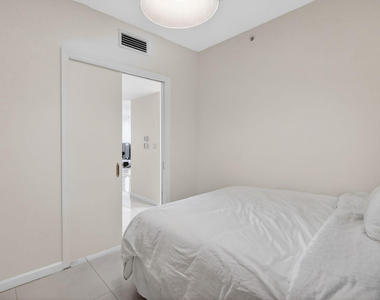 9595 Collins Avenue - Photo Thumbnail 31