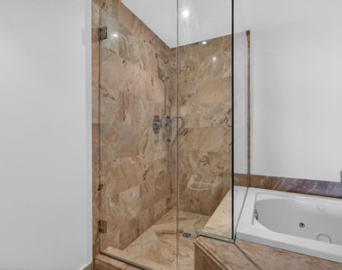 9595 Collins Avenue - Photo Thumbnail 30