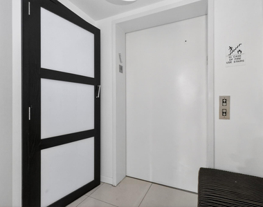 9595 Collins Avenue - Photo Thumbnail 7