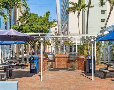 315 Van Buren Street - Photo Thumbnail 14