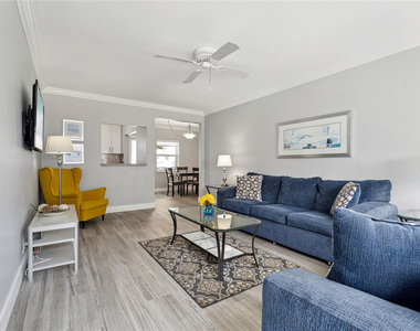 315 Van Buren Street - Photo Thumbnail 2