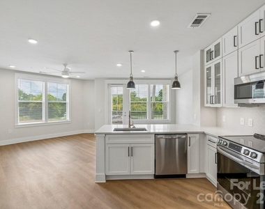 15400 Statesville Road - Photo Thumbnail 32