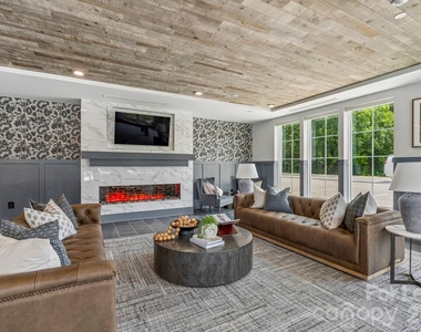 15400 Statesville Road - Photo Thumbnail 6
