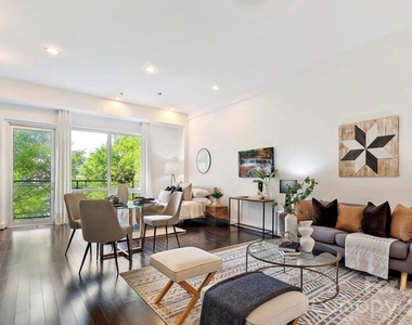 1133 Metropolitan Avenue - Photo Thumbnail 1