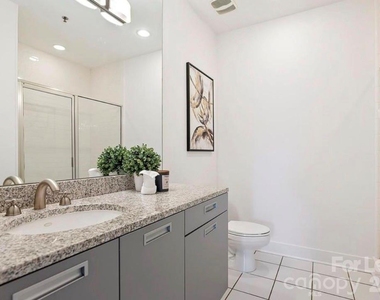 1133 Metropolitan Avenue - Photo Thumbnail 5
