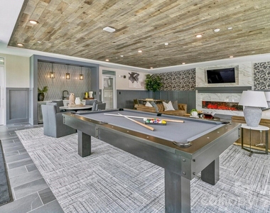 15400 Statesville Road - Photo Thumbnail 3