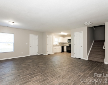 1630 Ledson Court - Photo Thumbnail 3