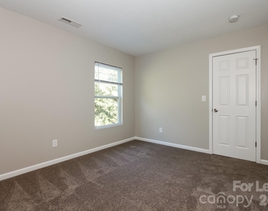 1630 Ledson Court - Photo Thumbnail 9